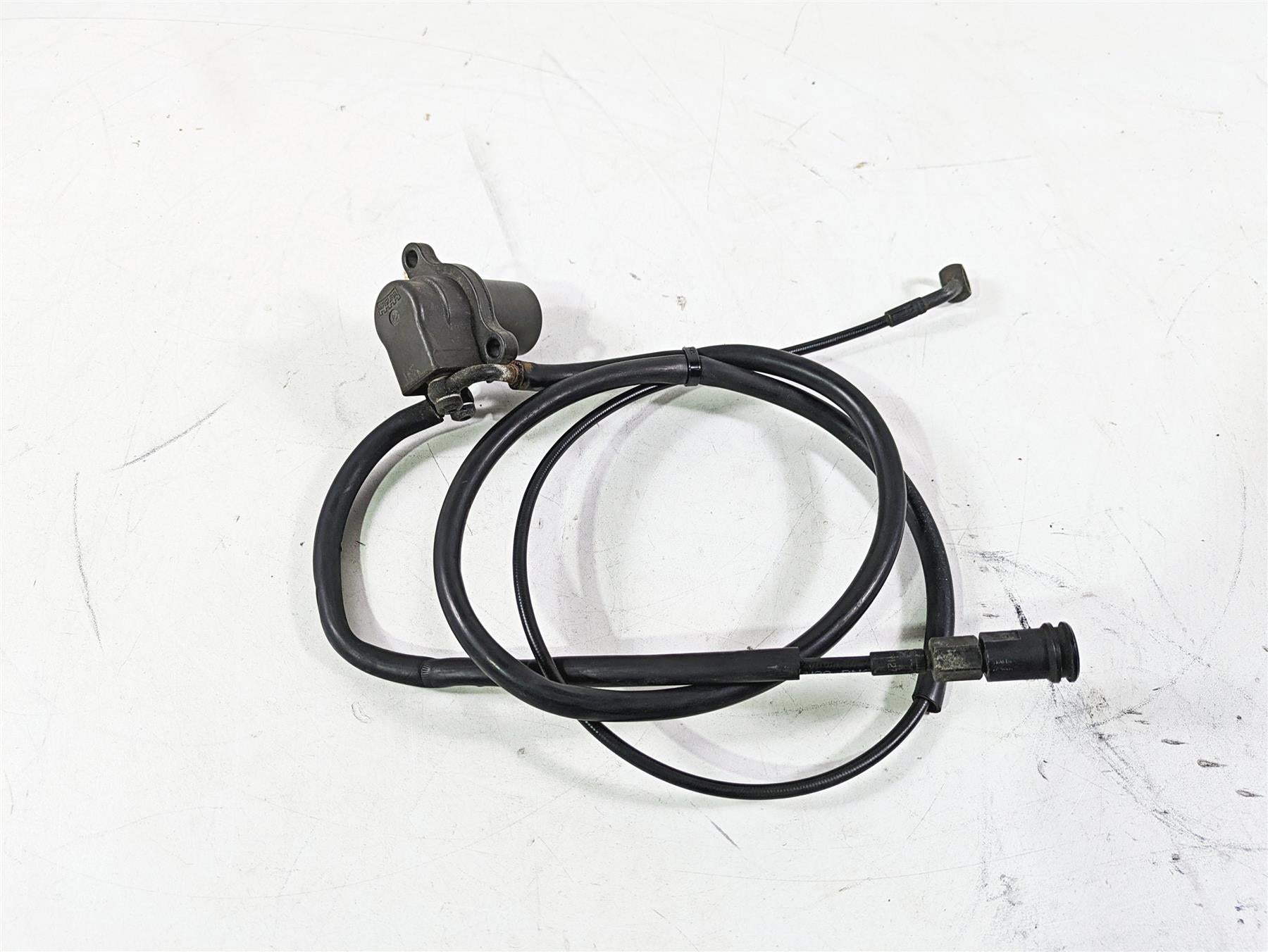 2004 BMW R1150GS R21 24mm Clutch Slave Cylinder & Line 21522335061 {{ shop.shopifyCountryName }} - Mototech271