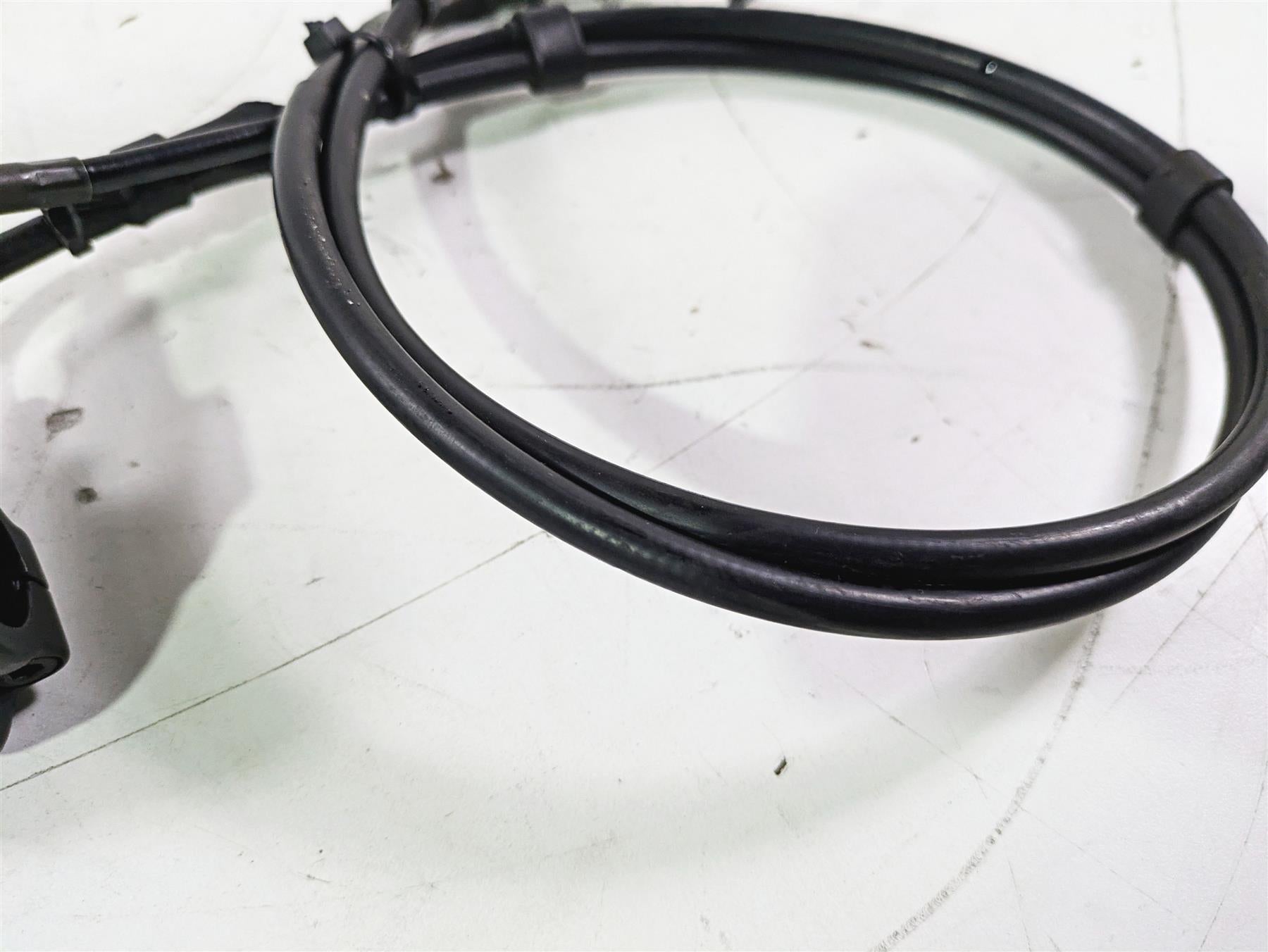 2008 Aprilia RSVR 1000 Factory Throttle Grip Handle Set - Read AP8118566 {{ shop.shopifyCountryName }} - Mototech271