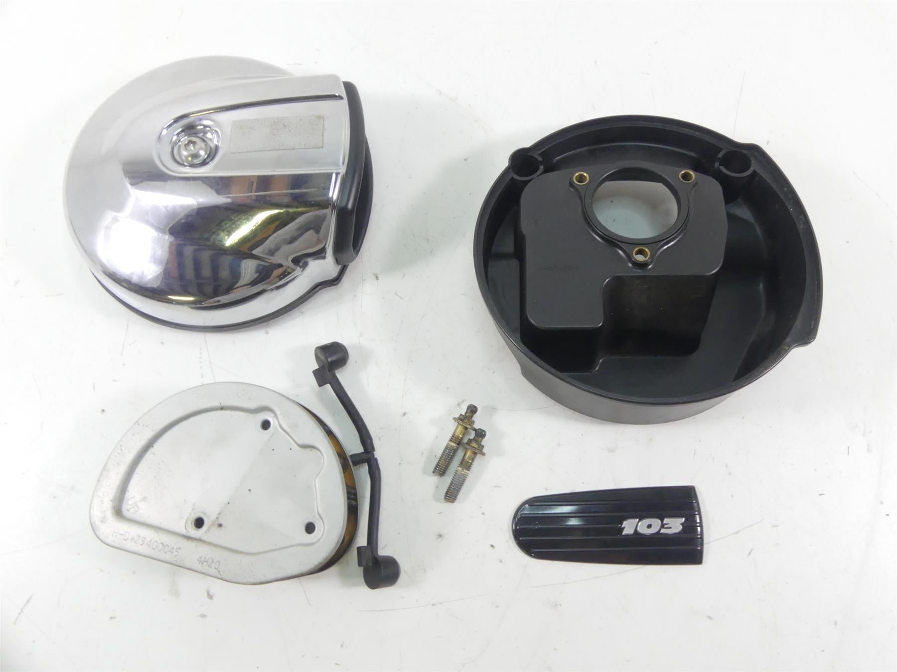 2014 Harley Touring FLHX Street Glide Air Cleaner Filter Breather Box 29000033 | Mototech271