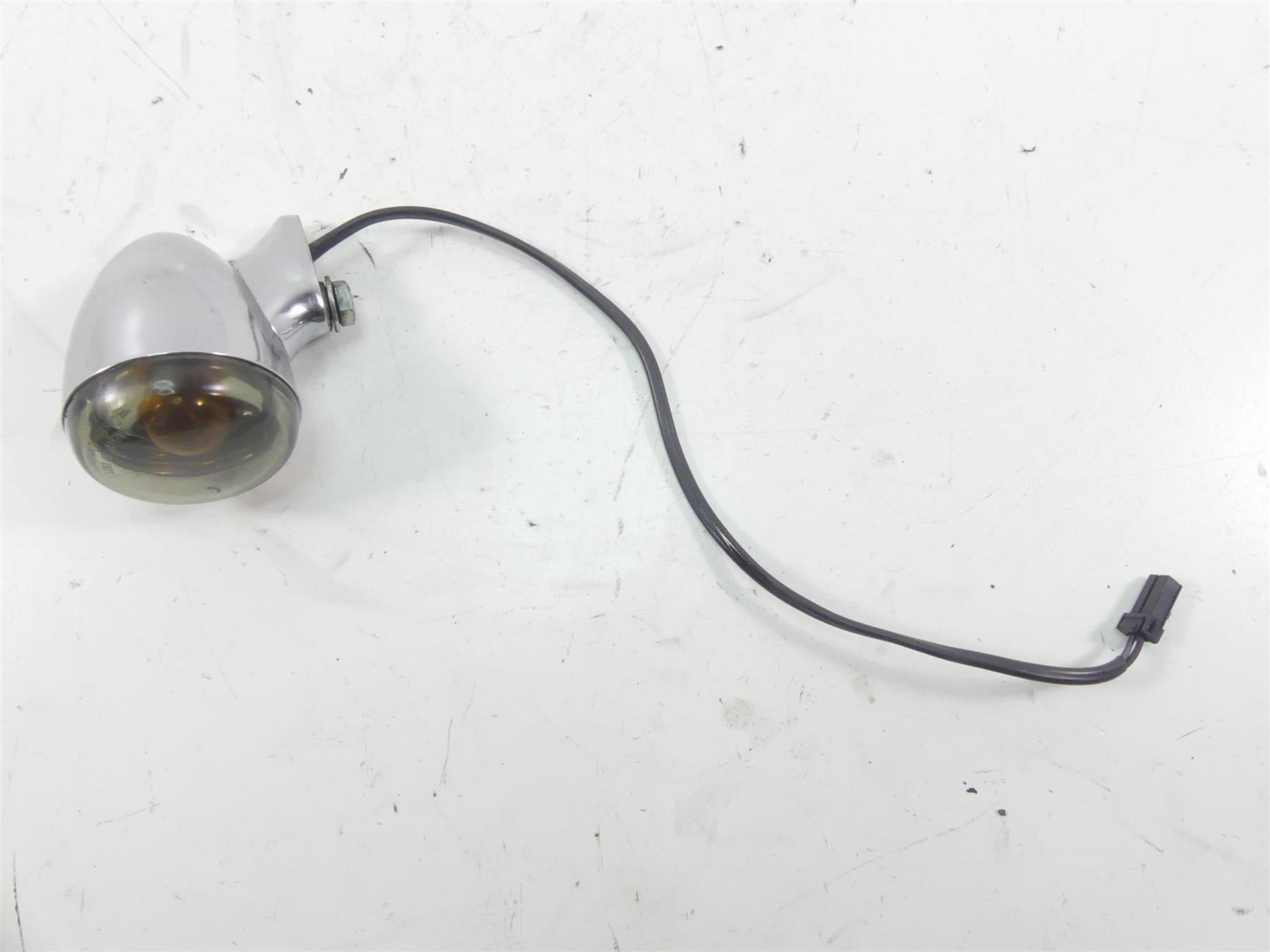 2004 Harley Softail FXSTD SE CVO Deuce Rear Right Blinker Turn Signal 69196-03 {{ shop.shopifyCountryName }} - Mototech271