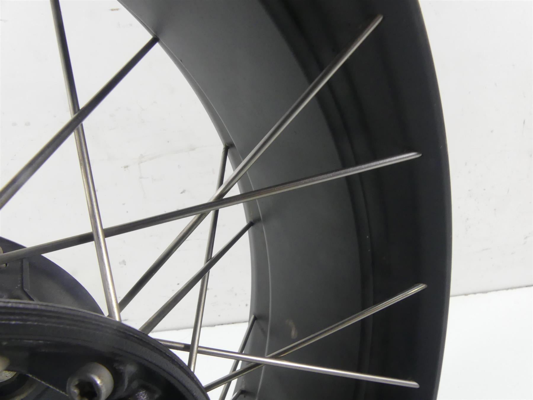 2019 BMW R1250GS K50 Rear Wheel Rim 17x4.5 Spoke Straight 36318526651 {{ shop.shopifyCountryName }} - Mototech271