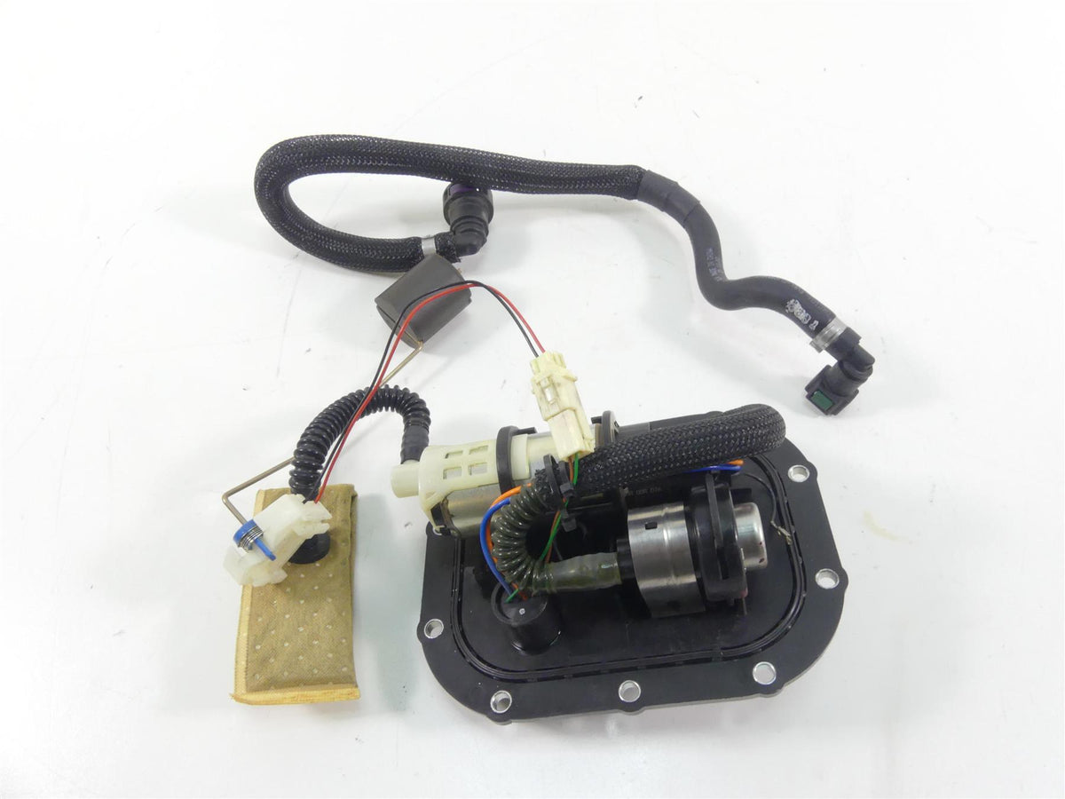 2015 Victory Cross Country Tour Fuel Gas Petrol Pump - Tested 2521171 {{ shop.shopifyCountryName }} - Mototech271