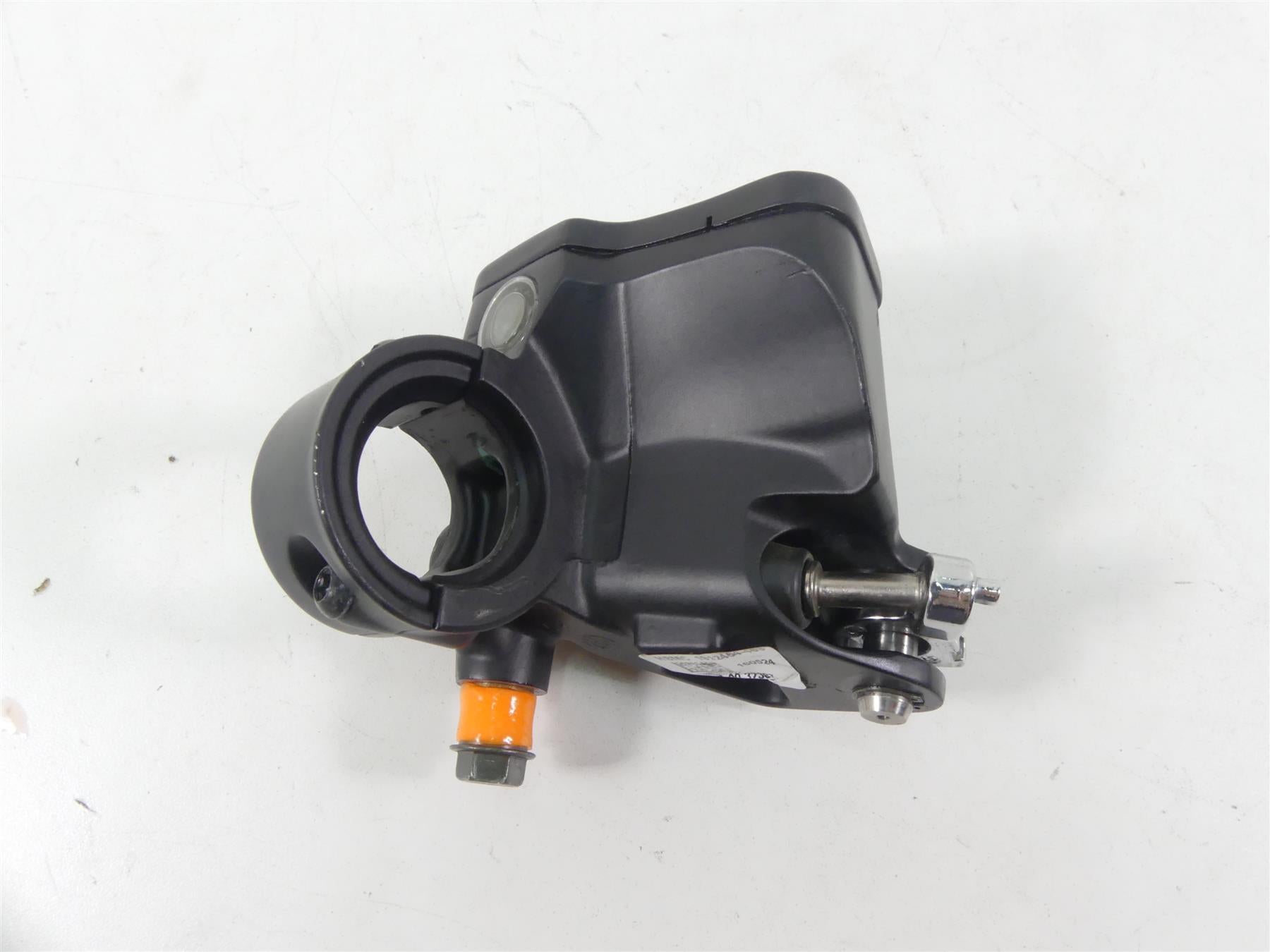 2016 Indian Chieftain Dark Horse Front Brake Master Cylinder 1912454-463 {{ shop.shopifyCountryName }} - Mototech271