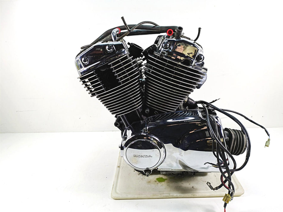 2006 Honda VT1100 C2 Shadow Running Engine Motor SC43E 31K -Video 11100-MBC-000 {{ shop.shopifyCountryName }} - Mototech271
