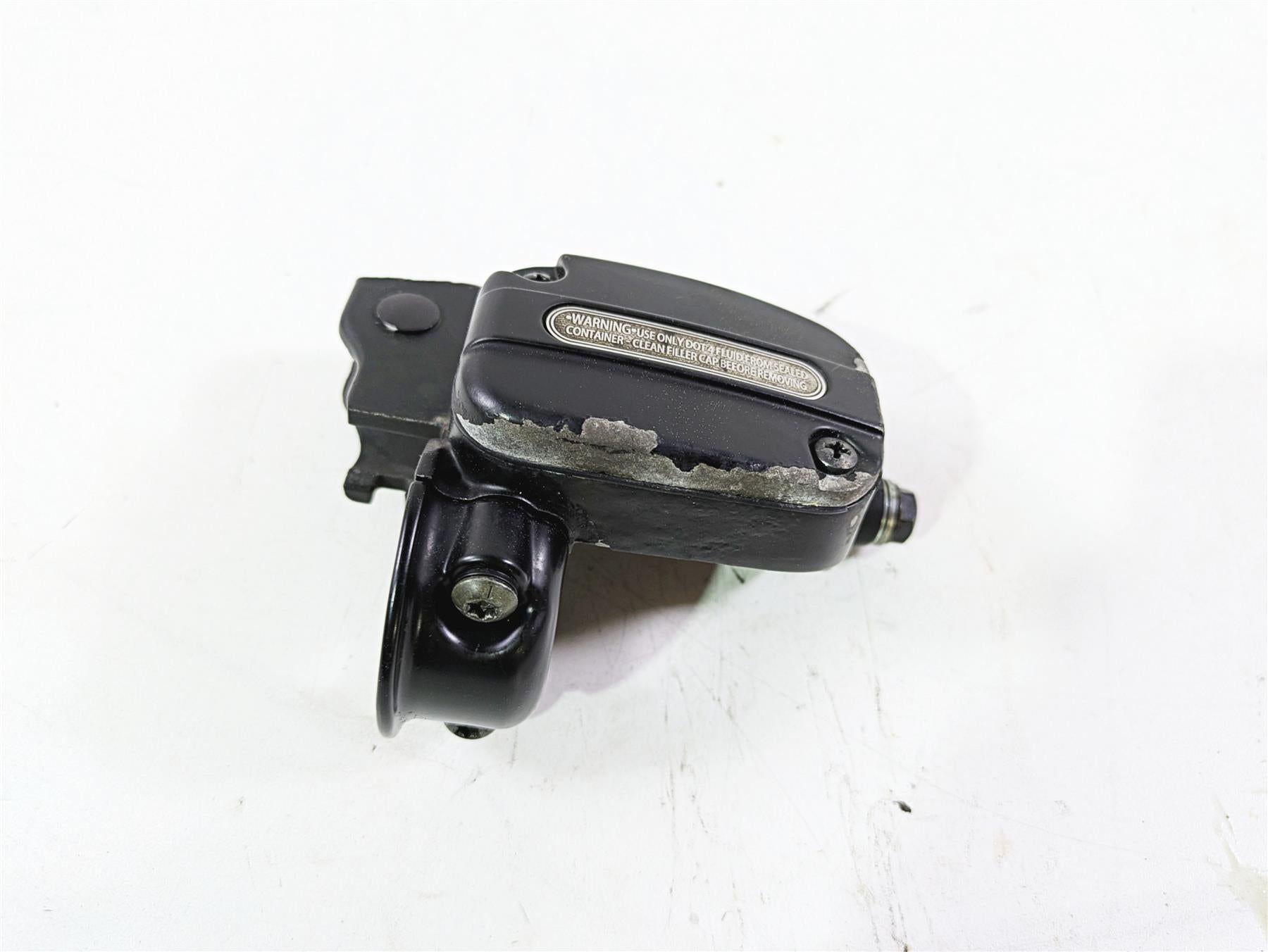 2013 Harley VRSCF Muscle Rod Clutch Master Cylinder 11/16" 38744-09B {{ shop.shopifyCountryName }} - Mototech271