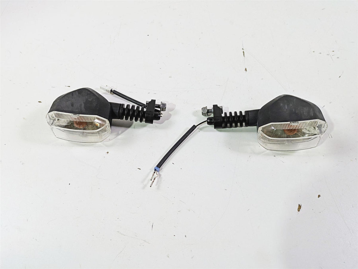 2013 Triumph Tiger 1215 Explorer Front Blinker Turn Signal Set - Read T2704205 {{ shop.shopifyCountryName }} - Mototech271