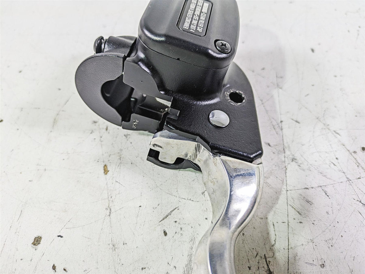 2019 Harley FLHCS Softail Heritage Front Brake Master Cylinder 1/2" 41700233 {{ shop.shopifyCountryName }} - Mototech271
