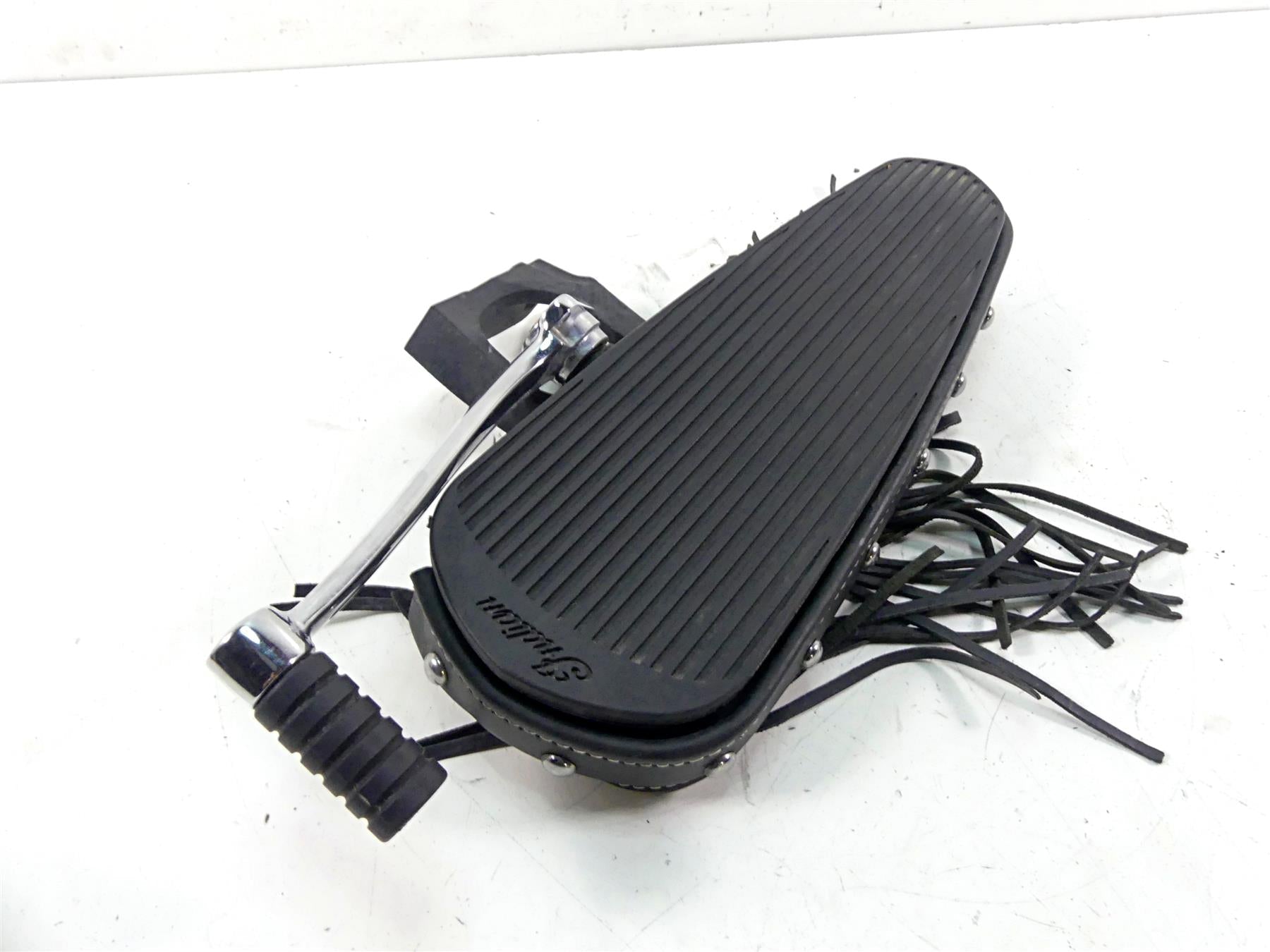 2019 Indian Chieftain Classic Left Floor Board + Shift Lever 1019309 5138405 {{ shop.shopifyCountryName }} - Mototech271