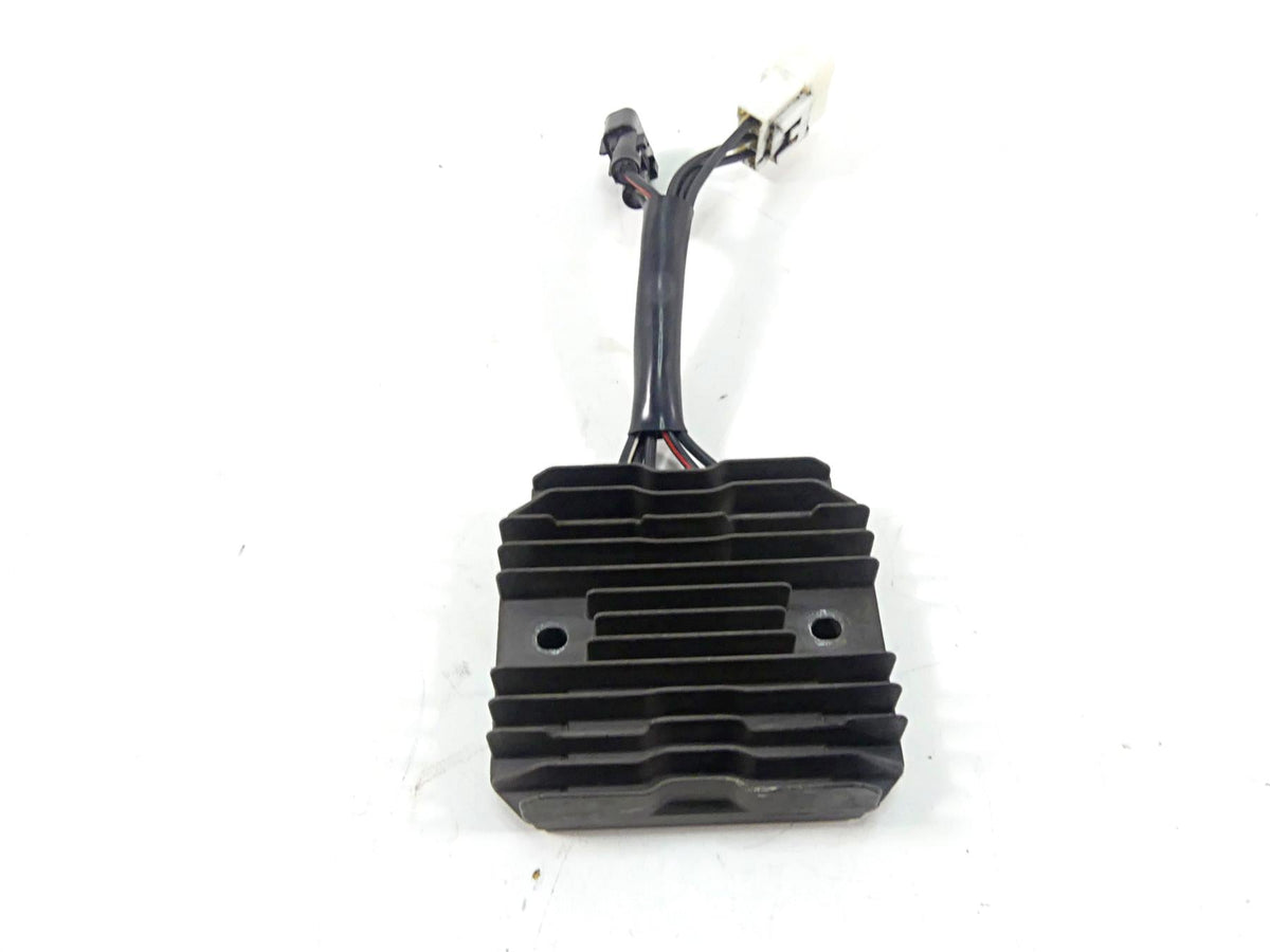 2008 Suzuki M109R VZR1800 Rectifier Voltage Regulator 32800-10G10 {{ shop.shopifyCountryName }} - Mototech271