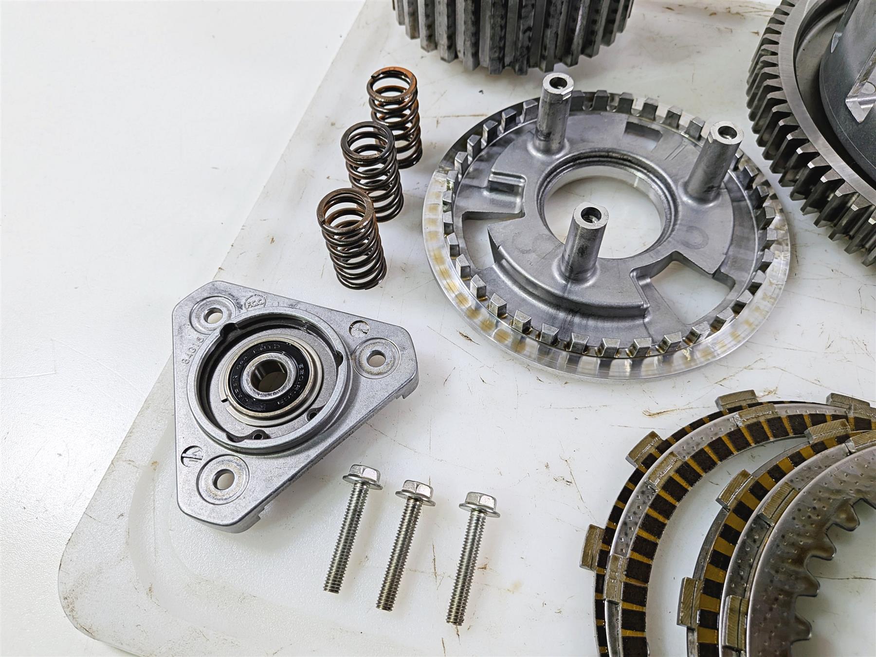 2020 Indian Challenger Limited Clutch Basket Friction Disc Set 1333437-Mototech271