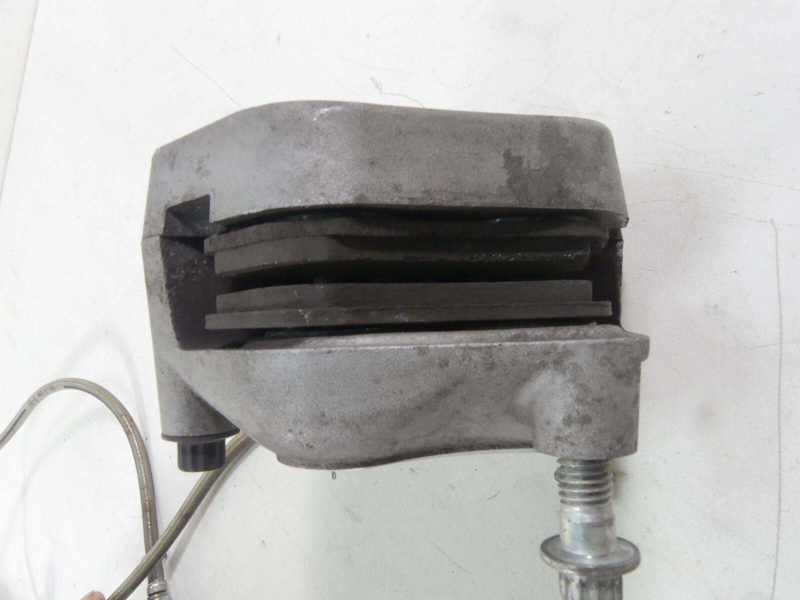 2006 Harley Touring FLHCU SE CVO Front Brake Caliper Set + Lines 44381-99C {{ shop.shopifyCountryName }} - Mototech271