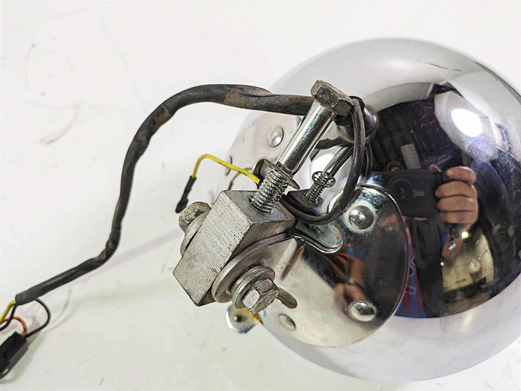 2004 Harley FLSTCI Softail Heritage Headlight & Led Halo Bulb Lens 67903-00 {{ shop.shopifyCountryName }} - Mototech271