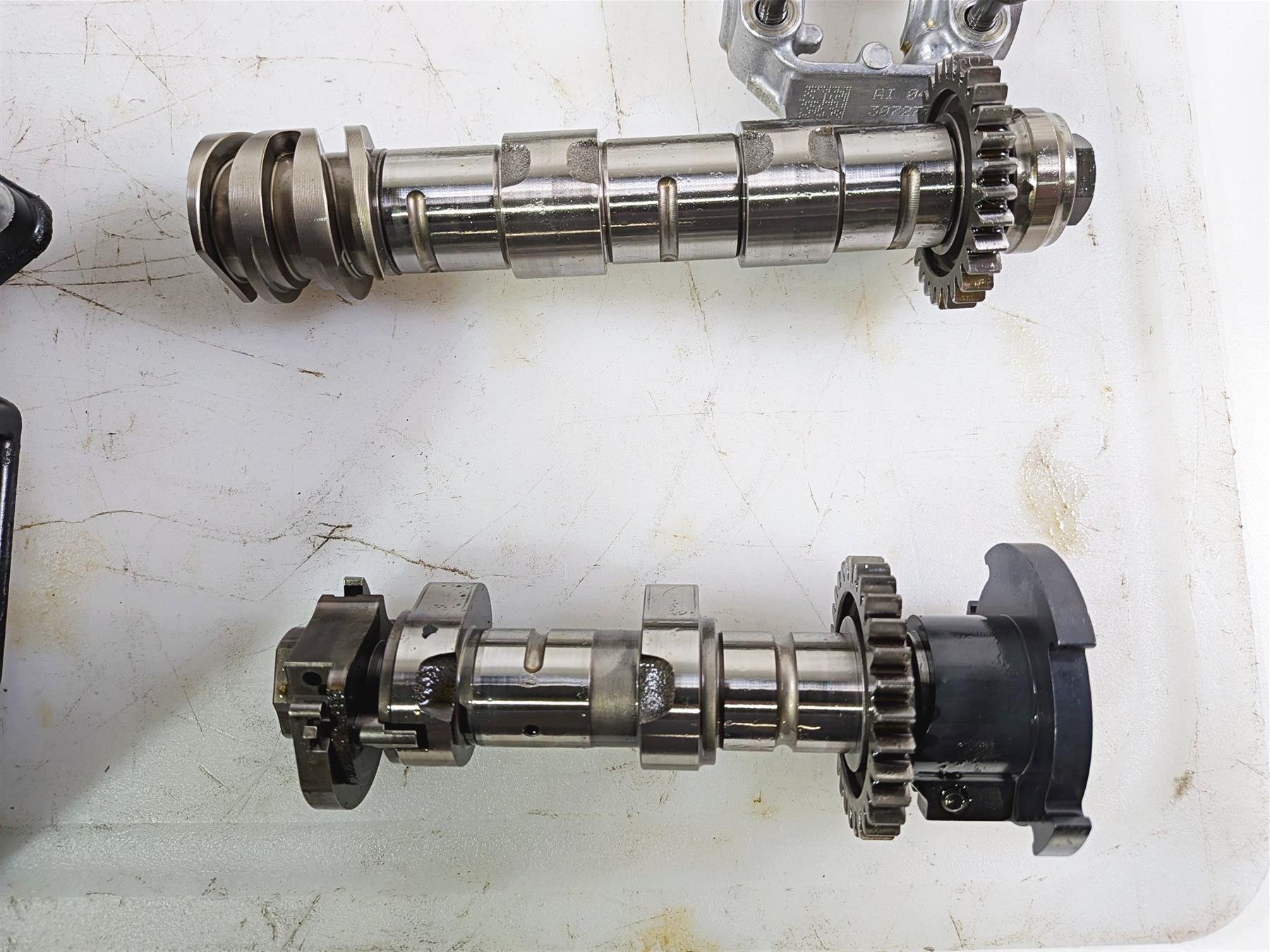 2020 BMW R1250GS K51 Adventure Left Cylinder Head Valve Cover Set 11128504123-Mototech271