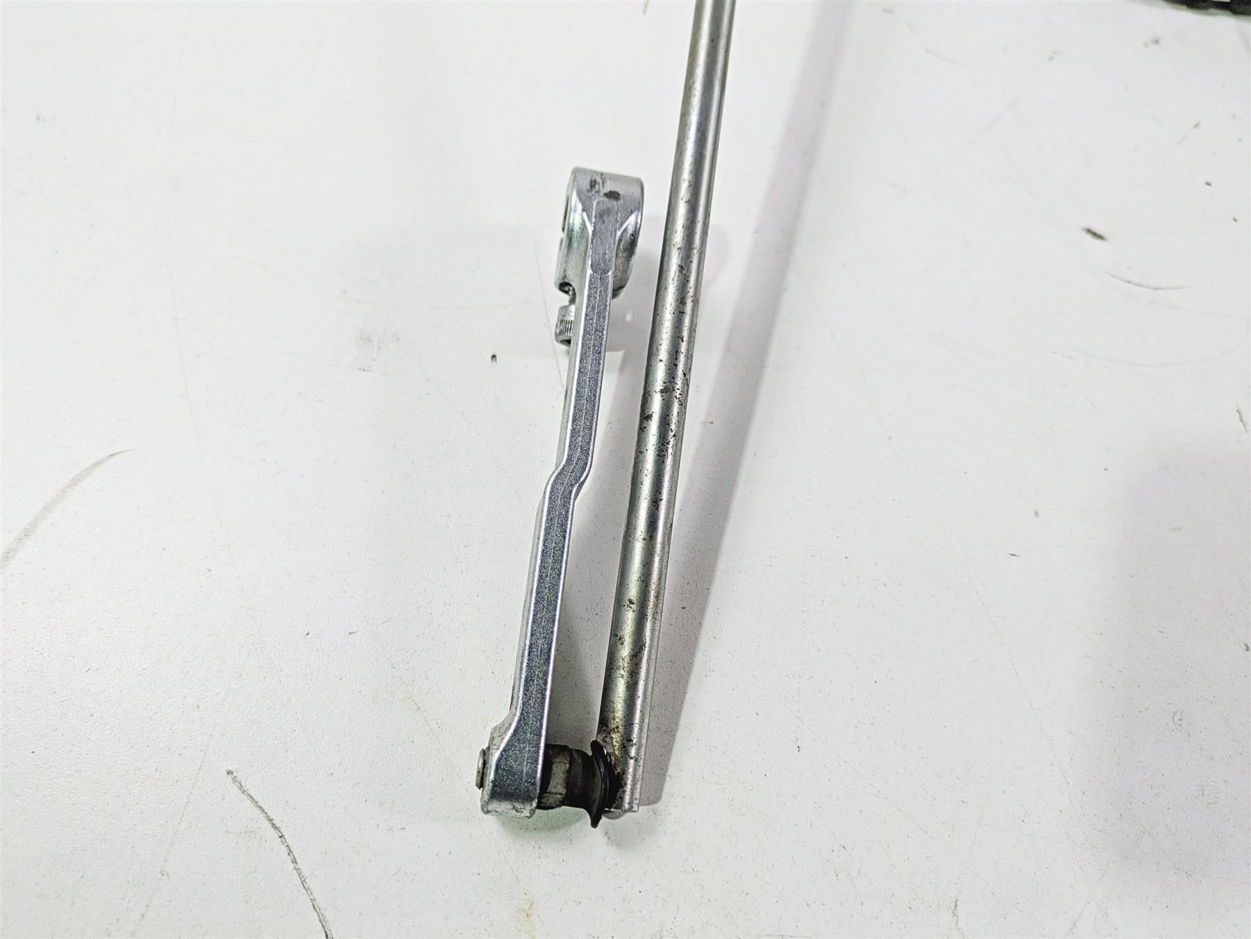 00-05 Harley Davidson Softail Left Front Floorboard & Shifter 33630-00 {{ shop.shopifyCountryName }} - Mototech271
