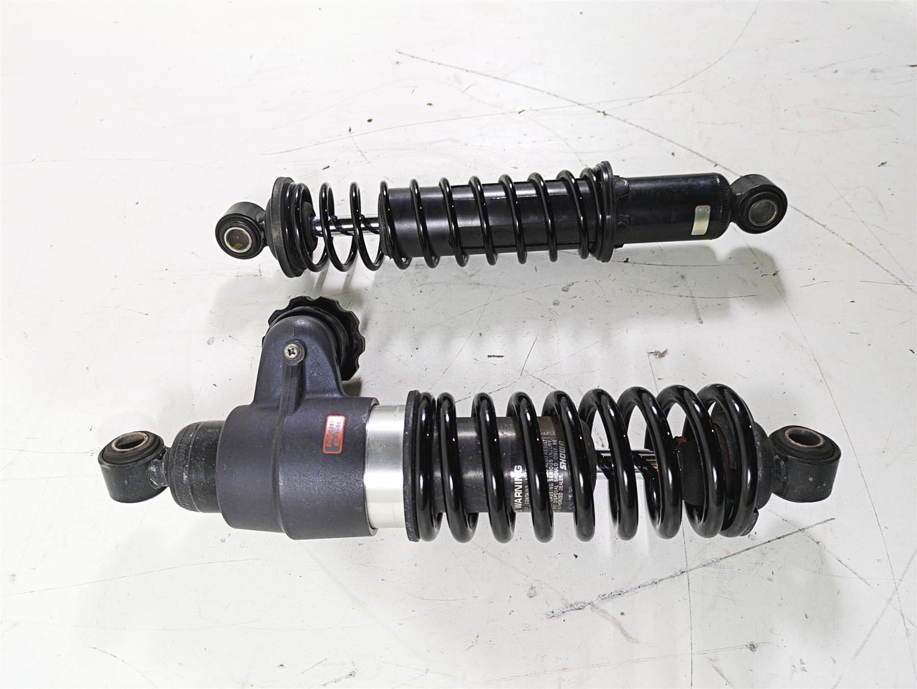 2015 Harley Touring FLHTKL E -Glide Low Rear Shock Damper Set - 12" 54000081 {{ shop.shopifyCountryName }} - Mototech271