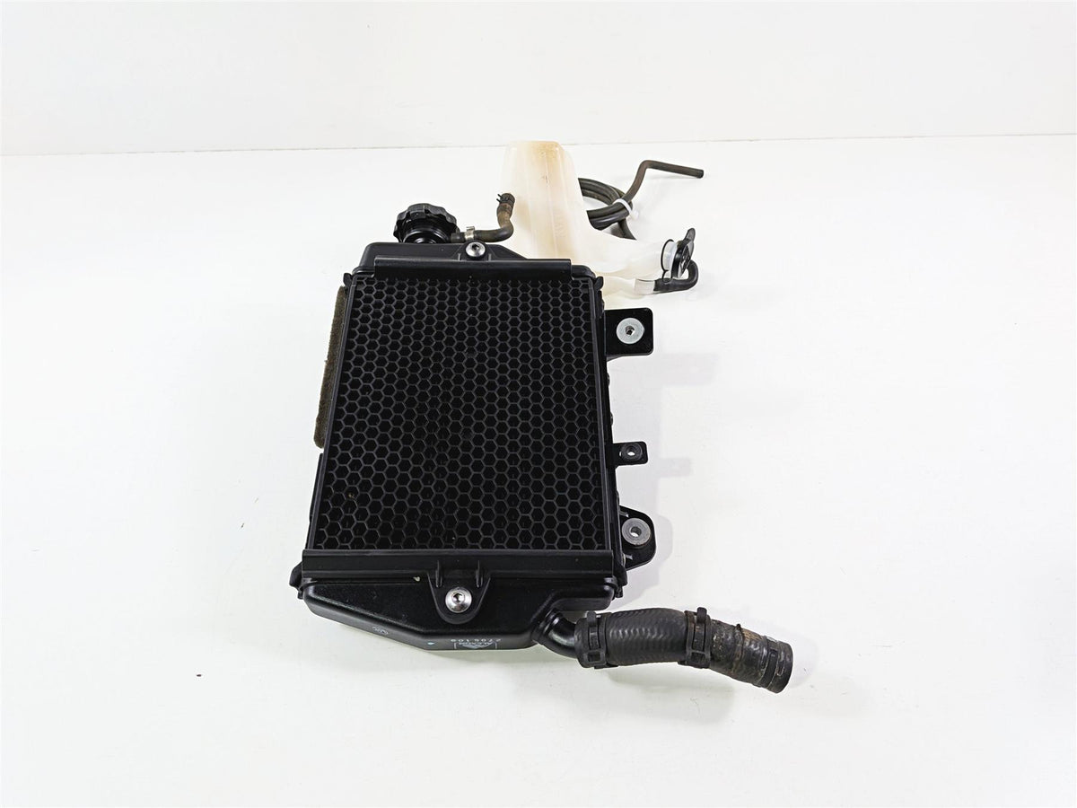 2022 Triumph Tiger 900 GT Pro Right Radiator Fan Reservoir Hoses T2104600 {{ shop.shopifyCountryName }} - Mototech271