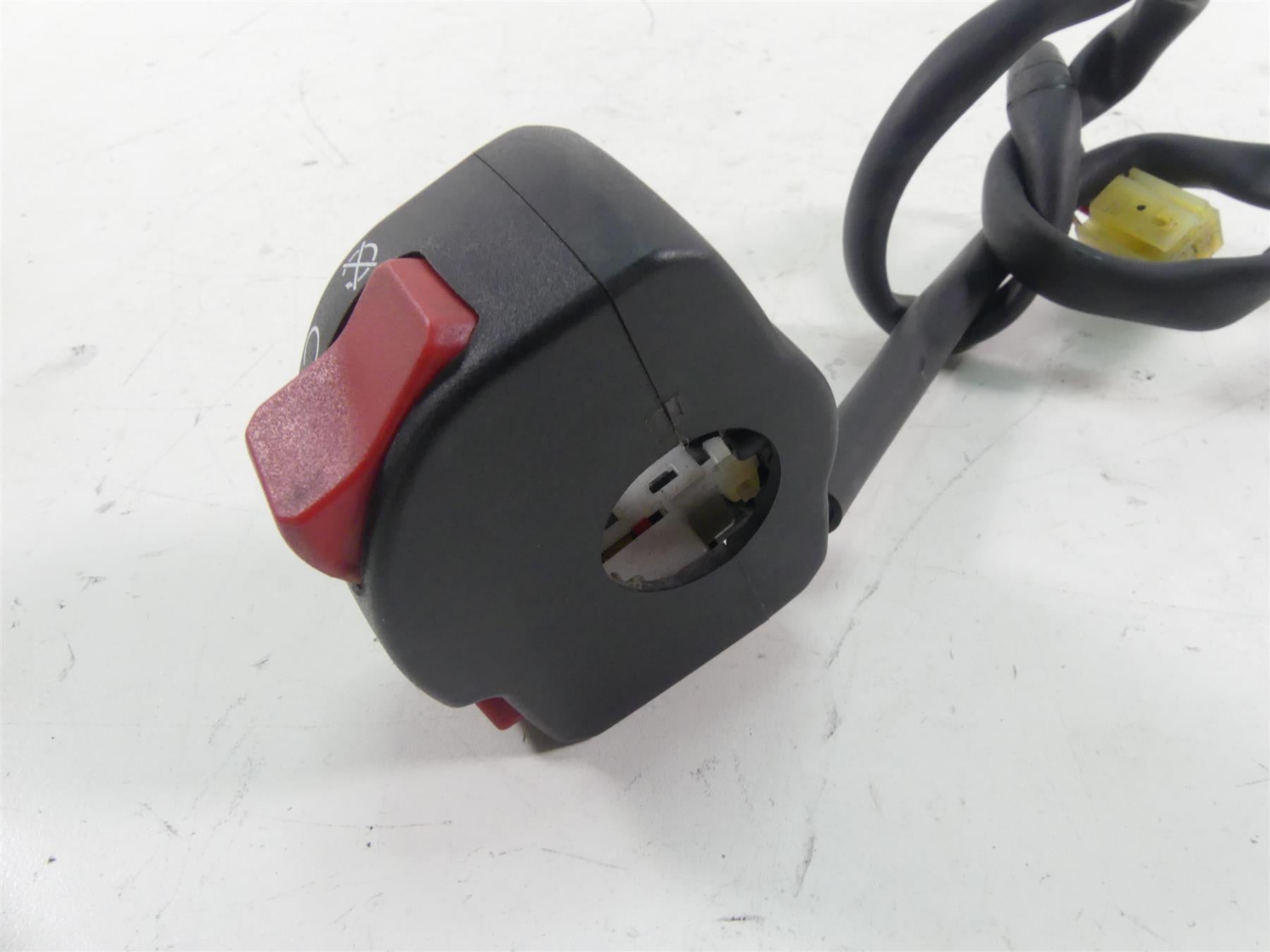 2017 Triumph Thruxton 1200R Right Hand Start Kill Control Switch T2043529 {{ shop.shopifyCountryName }} - Mototech271