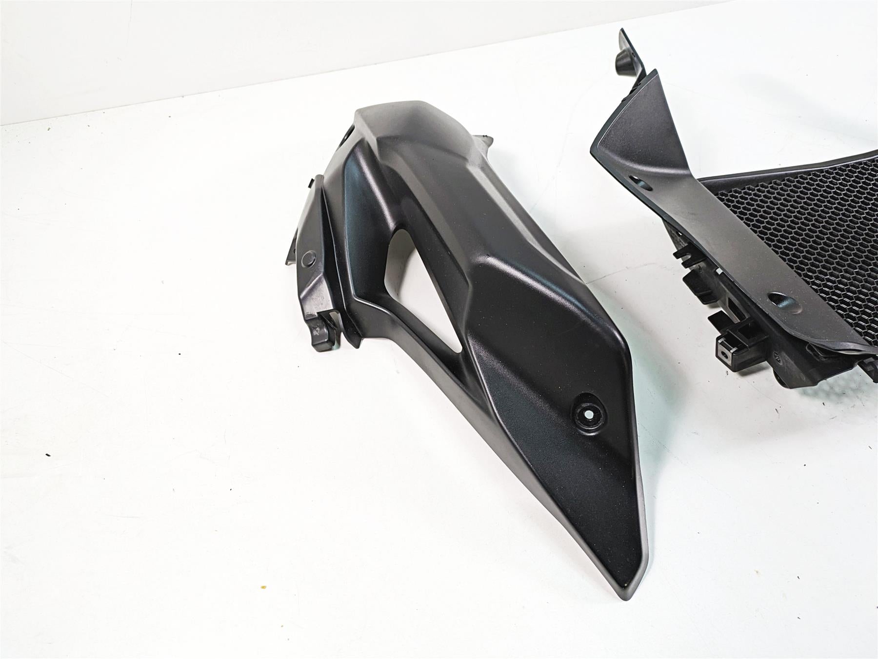2012 Triumph Tiger 800XC ABS Radiator Cover Fairing Cowl Set T2306241 T2306242 {{ shop.shopifyCountryName }} - Mototech271