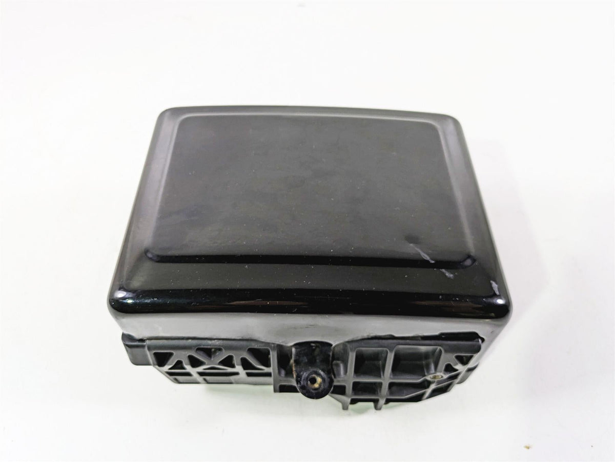 2017 Harley Dyna FXDB Street Bob Battery Carrier Tray Stay & Cover 70379-06B {{ shop.shopifyCountryName }} - Mototech271