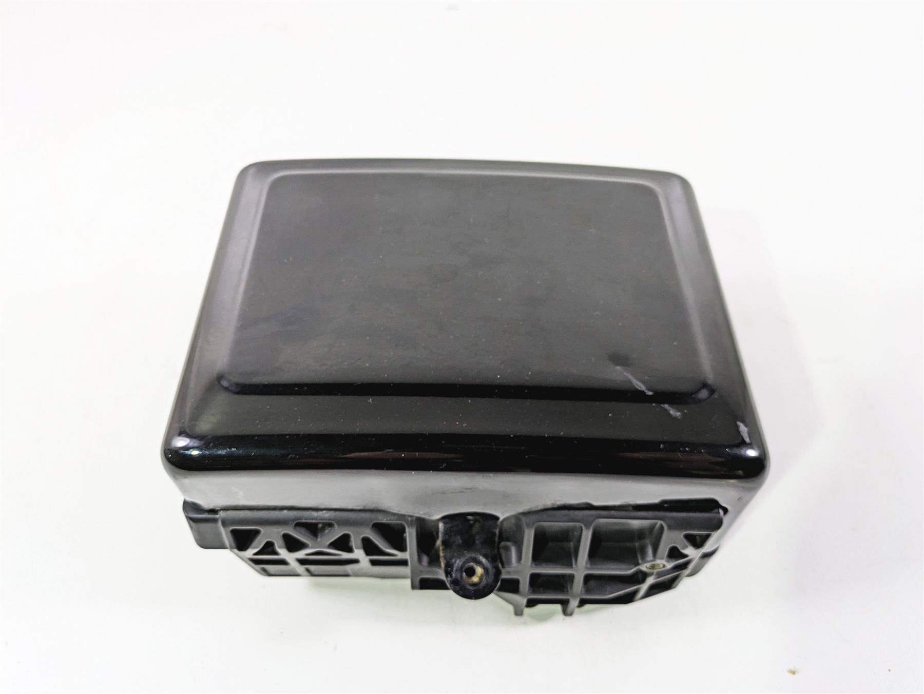 2017 Harley Dyna FXDB Street Bob Battery Carrier Tray Stay & Cover 70379-06B | Mototech271