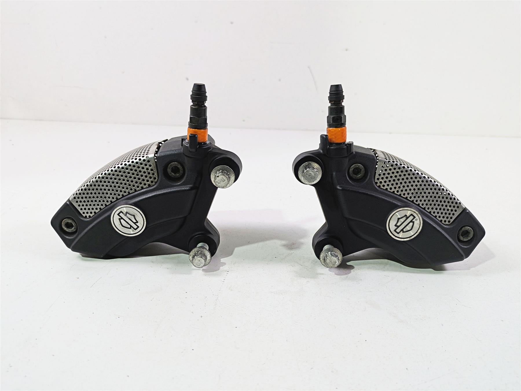 2021 Harley Touring FLTRX Road Glide Front Brake Caliper Set 43027-08 44023-08