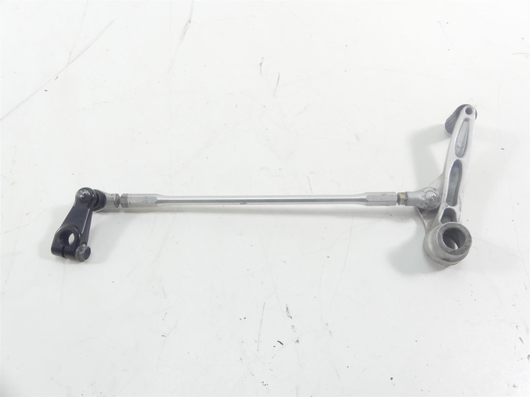 2018 Honda CBR1000 RR SC77 Shift Lever Shifter Pedal & Linkage 24720-MFL-D20 {{ shop.shopifyCountryName }} - Mototech271