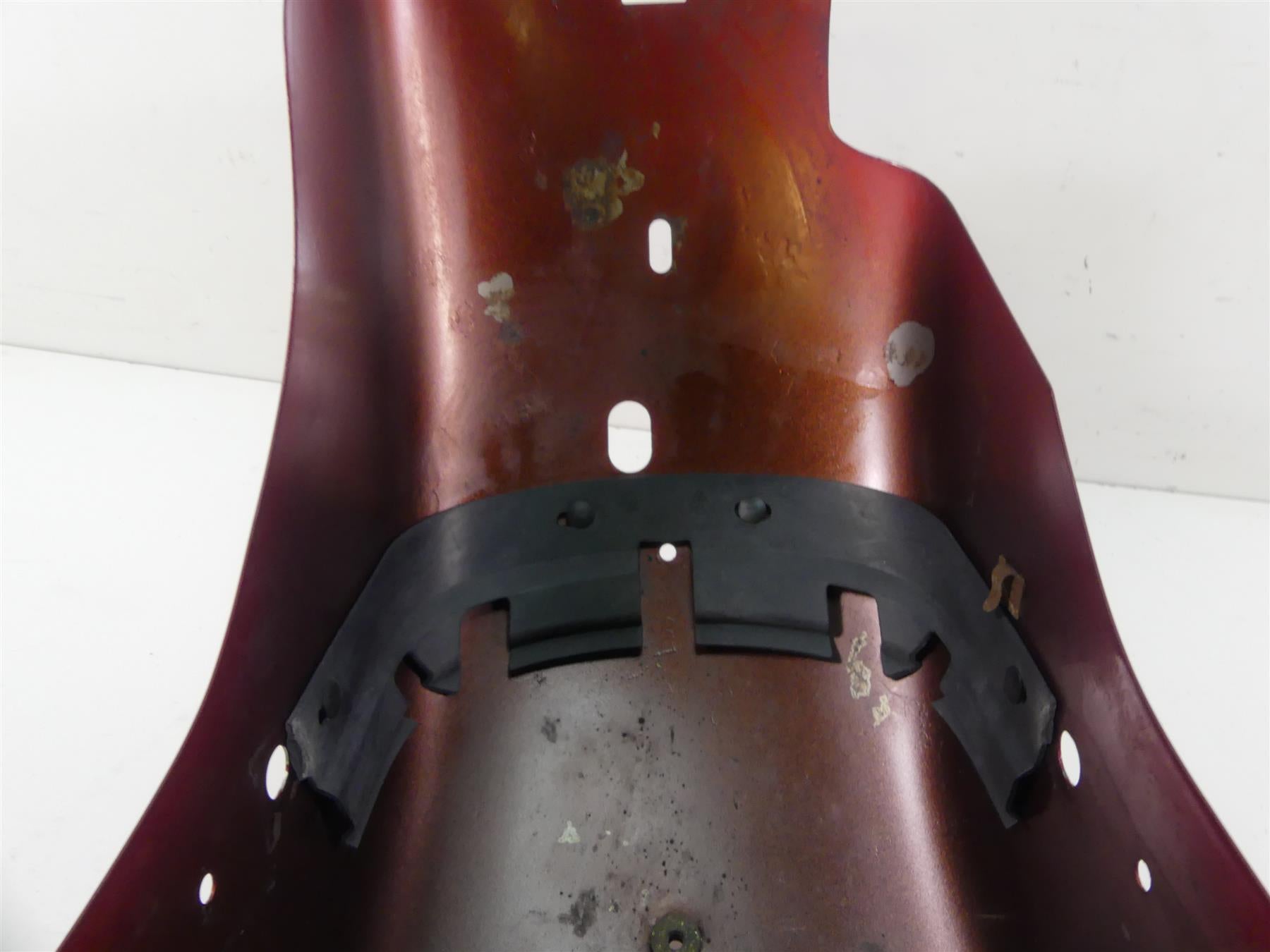 2013 Harley FXDWG Dyna Wide Glide Straight Rear Fender 60519-10 {{ shop.shopifyCountryName }} - Mototech271