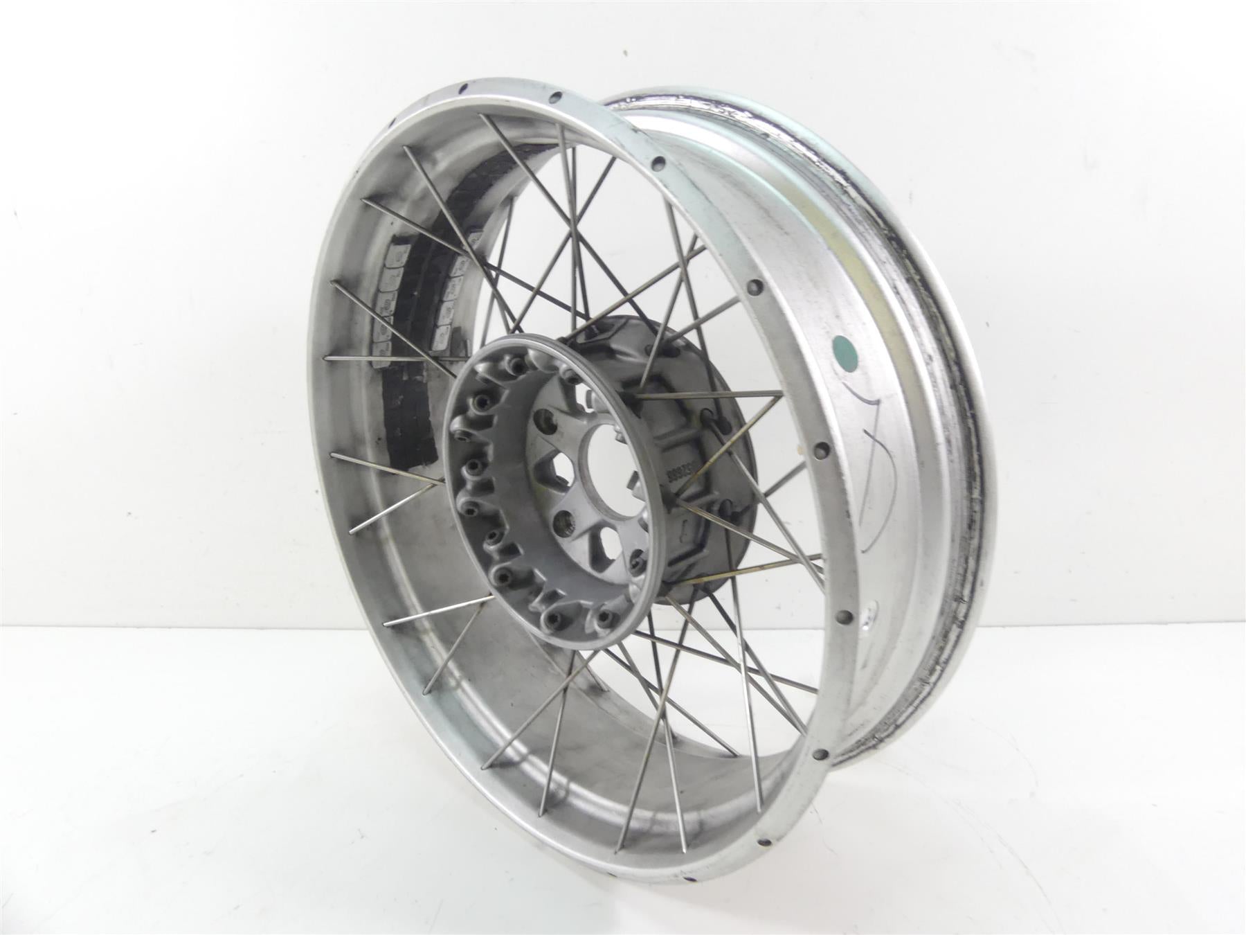 2017 BMW R1200GS GSW K50 Straight Rear Wheel Rim 17x4.5 36318526904 {{ shop.shopifyCountryName }} - Mototech271