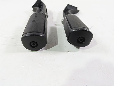 2016 Harley FXDL Dyna Low Rider Rear Passenger Footpegs Willie G Skull 49224-06A {{ shop.shopifyCountryName }} - Mototech271