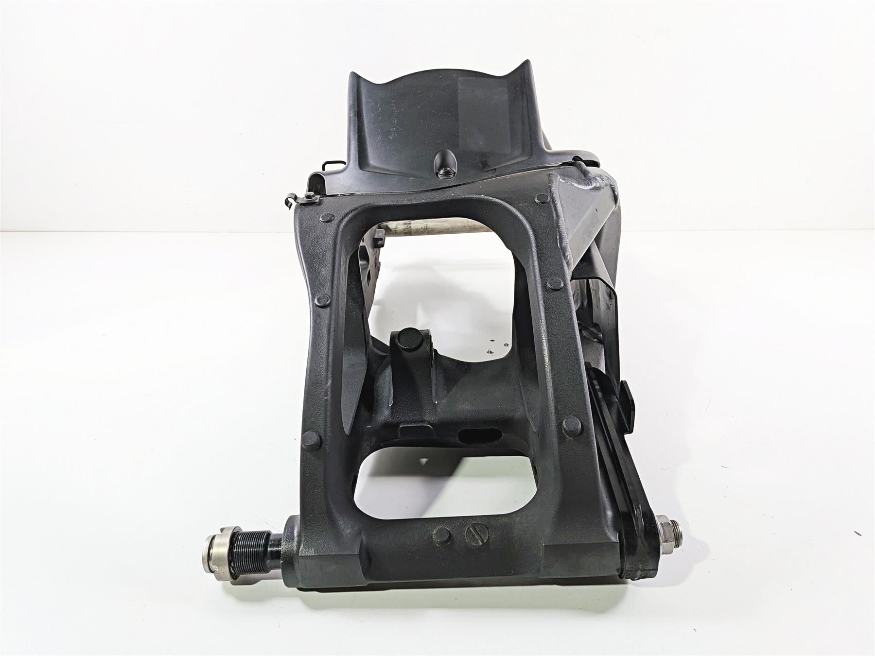 2022 Kawasaki ZX10R ZX1000 Ninja Rear Swingarm Swing Arm 33001-0724 {{ shop.shopifyCountryName }} - Mototech271