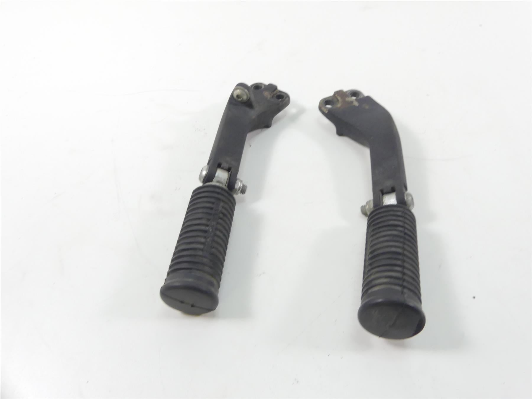 2013 Harley FXDWG Dyna Wide Glide Rear Passenger Footpeg Foot Peg Set {{ shop.shopifyCountryName }} - Mototech271