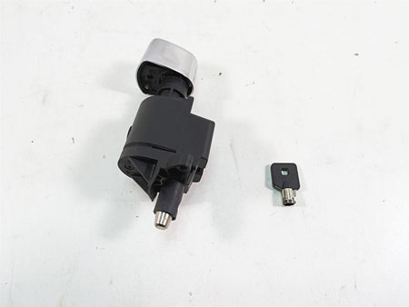 2011 Harley Touring FLTRU Road Glide Ignition Switch Key Set 71572-06 {{ shop.shopifyCountryName }} - Mototech271
