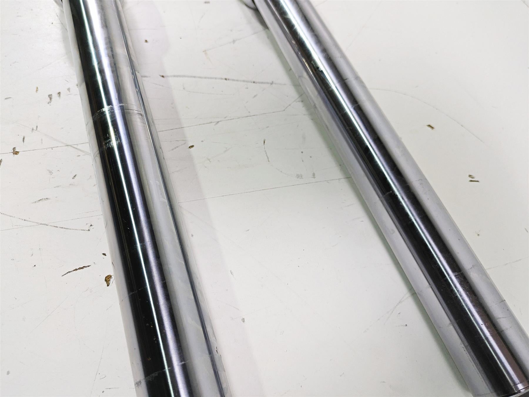 2015 Harley FXDL Dyna Low Rider Front Fork Leg Set 49mm Showa 45400052 45400051 {{ shop.shopifyCountryName }} - Mototech271