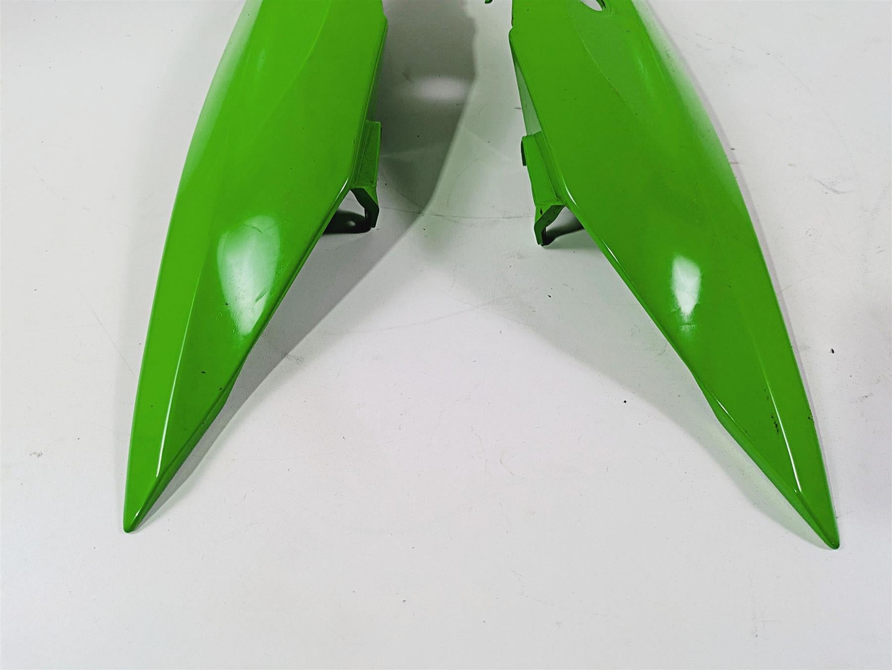 2016 Kawasaki ZX10R Ninja Rear Side Tail Cover Fairing Set - Read 36001-0640-51B {{ shop.shopifyCountryName }} - Mototech271
