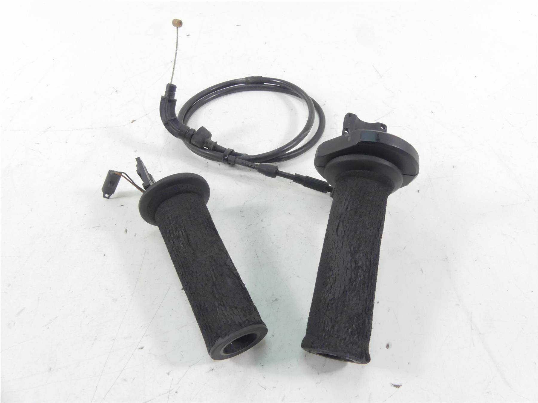 2012 BMW R1200 GS K255 Adventure Heated Hand Grip Throttle Cable Set 61317727067 | Mototech271