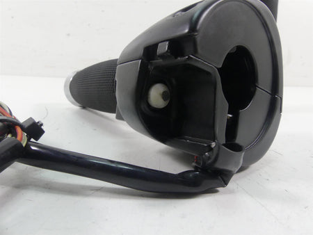 2021 Harley Softail FLSB Sport Glide Right Hand Control Switch - Read 71500462 {{ shop.shopifyCountryName }} - Mototech271