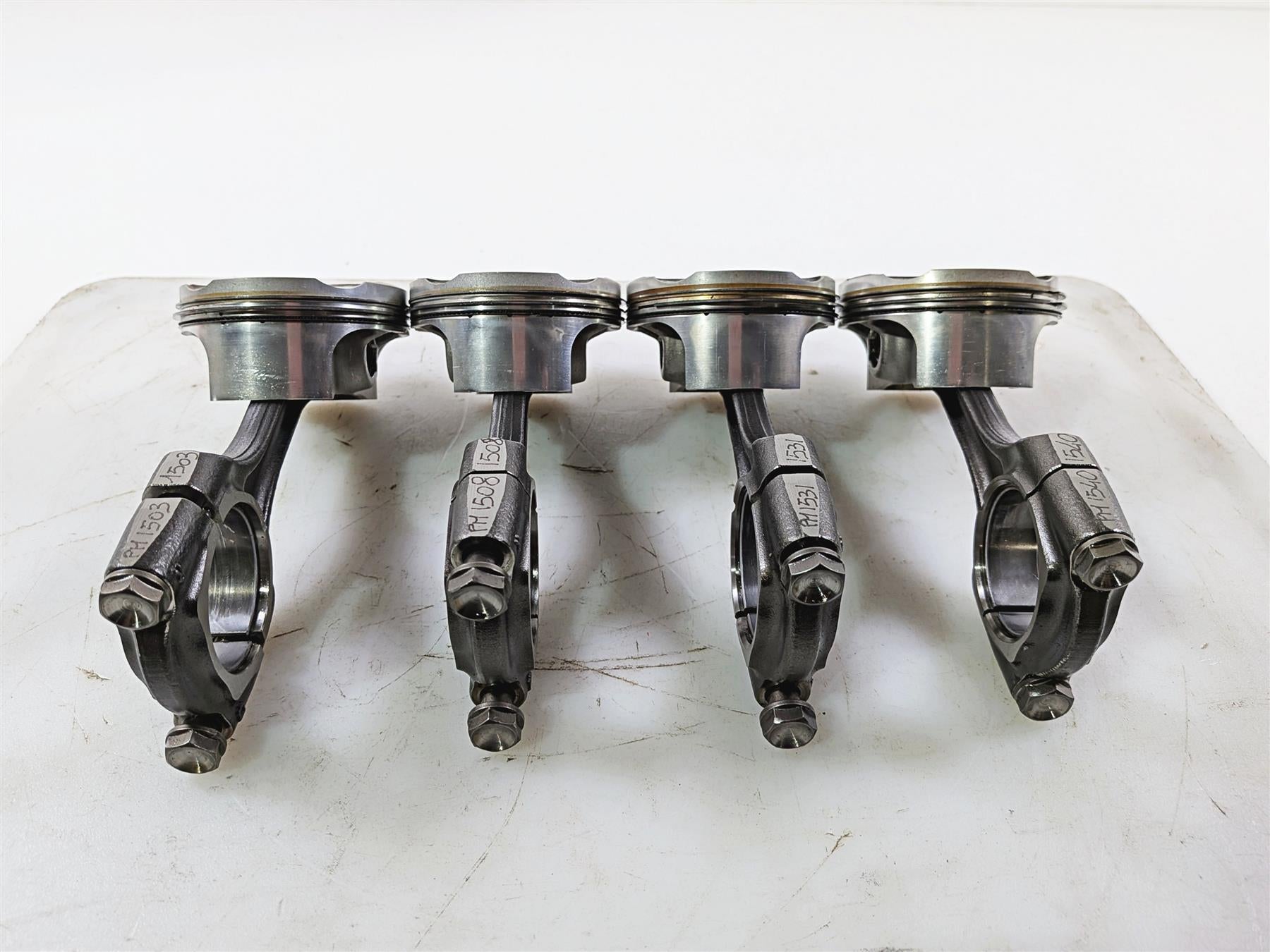 2014 Aprilia RSV4 RR Factory Piston & Connecting Rod Set 2A000166FF CM227501 {{ shop.shopifyCountryName }} - Mototech271