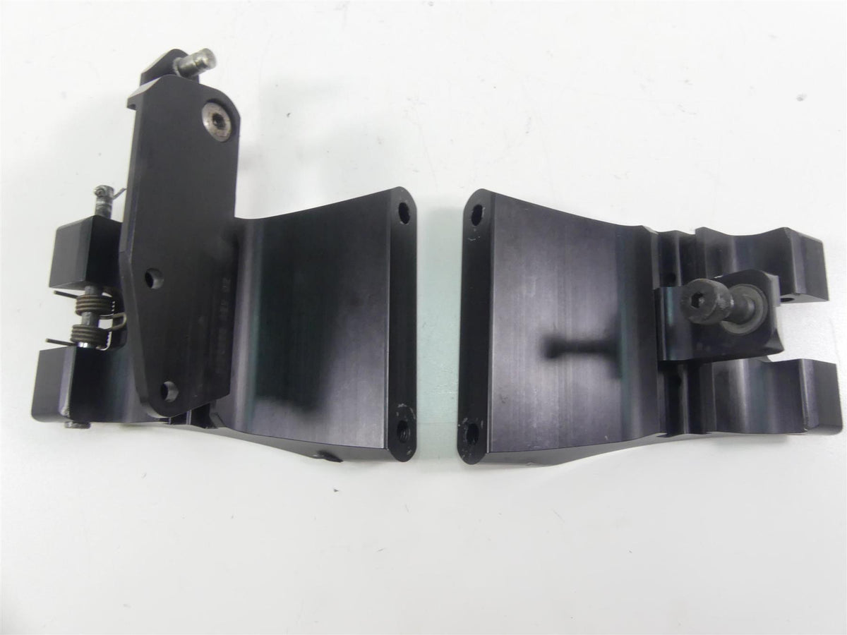 2015 Victory Cross Country Tour Left Right Floorboard Mount Bracket Set 5136965 {{ shop.shopifyCountryName }} - Mototech271