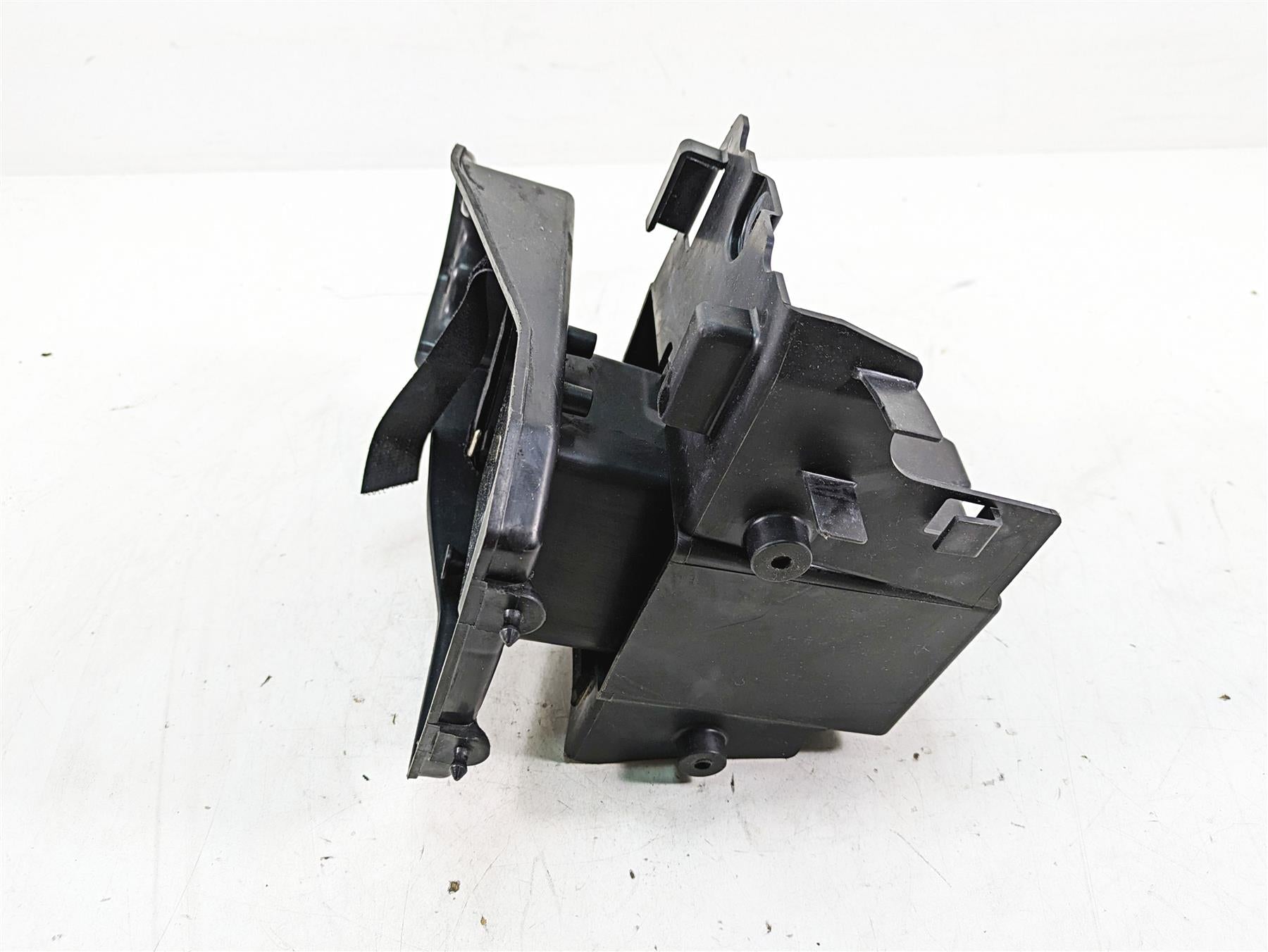 1997 Kawasaki VN1500 Vulcan Battery Electrical Carrier Set 11045-1451 | Mototech271