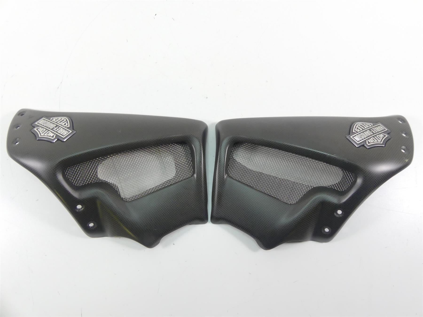 2011 Harley VRSCF Muscle Rod Bestem Carbon Neck Side Fairings CBHD-VRSCF-SFR-F {{ shop.shopifyCountryName }} - Mototech271