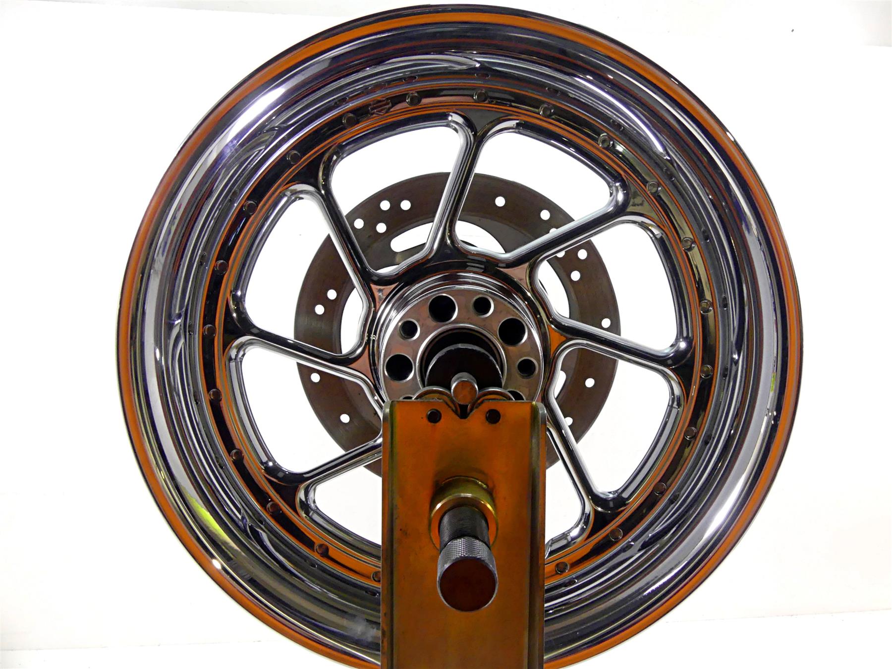 2007 Harley Touring FLHRSE CVO Road King Rear Wheel 17x4.5 Roadwinder 42082-07 {{ shop.shopifyCountryName }} - Mototech271