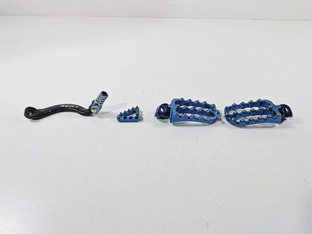 2018 Husqvarna 701 Supermoto Aftermarket Foot Peg & Shifter Lever Set 1030850170-Mototech271