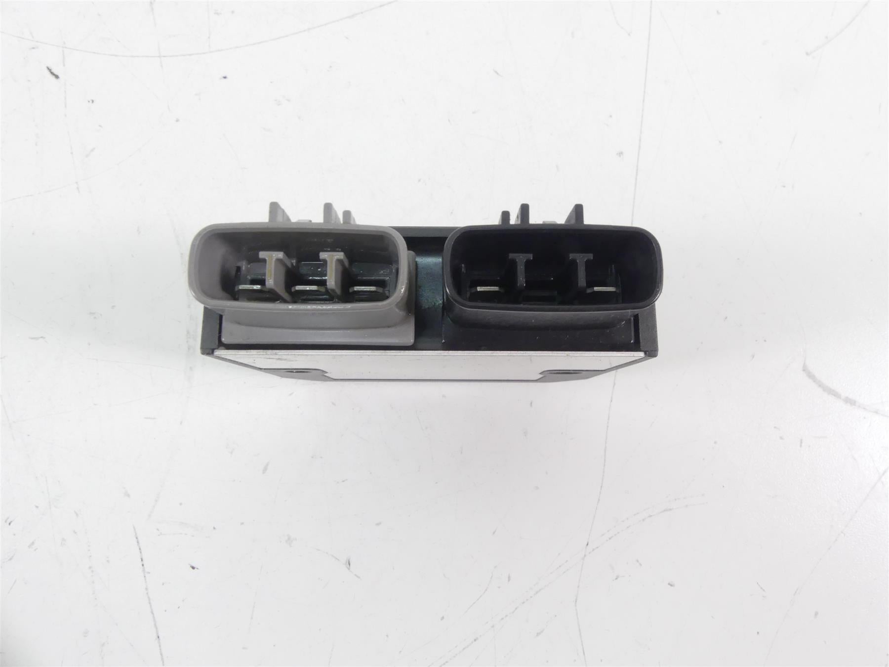 2015 Ducati Diavel Carbon Red Rectifier Voltage Regulator 54040301B FH020AA {{ shop.shopifyCountryName }} - Mototech271