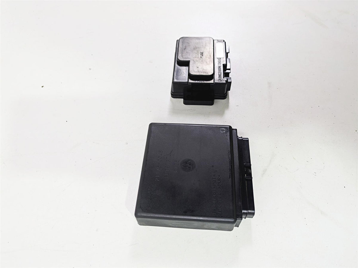 2008 Kawasaki VN1600 Vulcan Nomad Cdi Control Module & Junction Box 21175-0048 {{ shop.shopifyCountryName }} - Mototech271