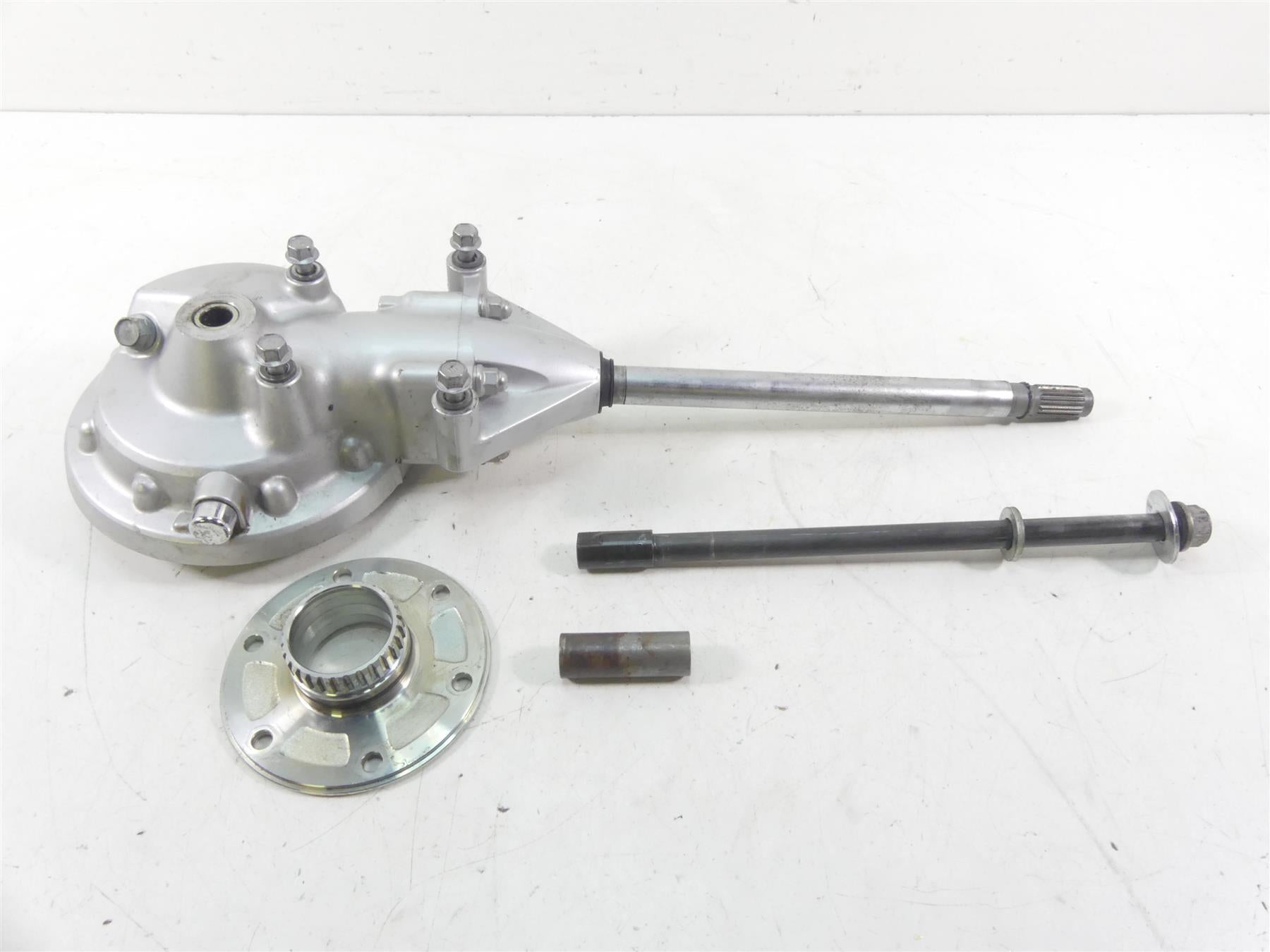 2002 Yamaha XVS1100 V-Star Rear Differential + Hub & Drive Shaft 5EL-46101-00-00 {{ shop.shopifyCountryName }} - Mototech271