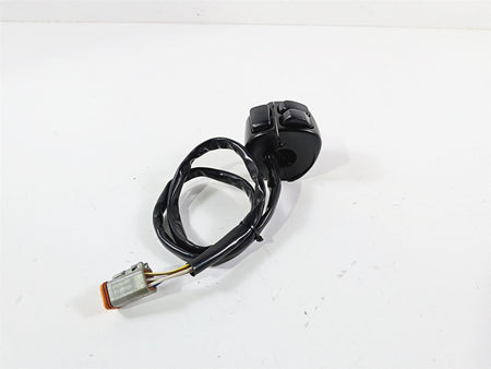 2006 Harley Sportster XL883 Low Left Hand Control Switch 71682-06A 71685-06A {{ shop.shopifyCountryName }} - Mototech271