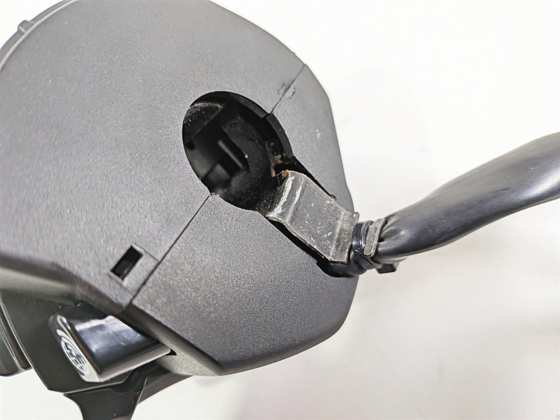 2018 Aprilia RSV4 RR Left Hand Control Switch Awc Cruise Pit Light 2D0002965 {{ shop.shopifyCountryName }} - Mototech271