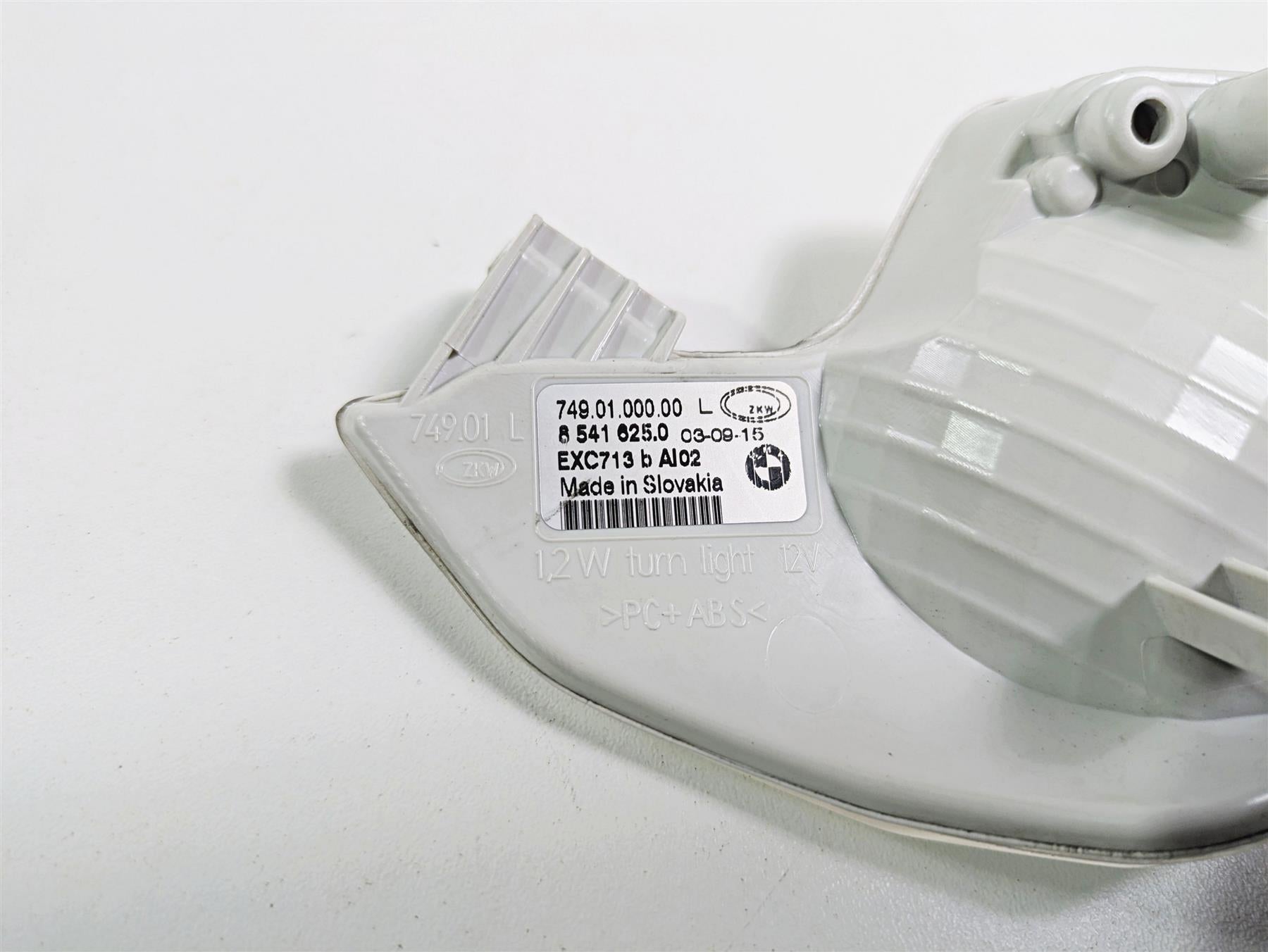 2016 BMW R1200RT K52 Front Blinker Turn Signal Set 63138541625 63138541626 {{ shop.shopifyCountryName }} - Mototech271