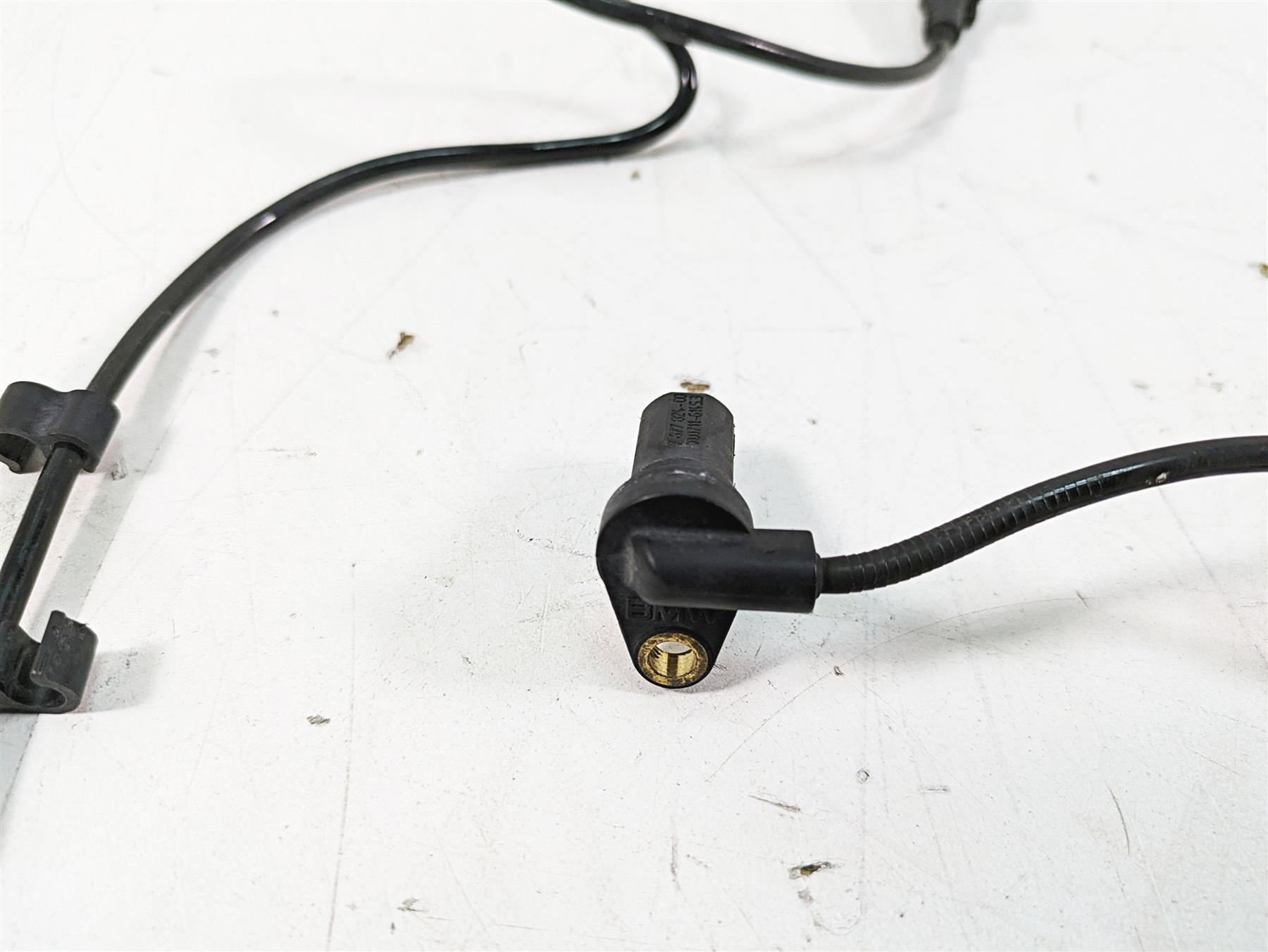 2007 BMW R1200GS K255 Adv Front Wheel Speed Sensor 34527677824 {{ shop.shopifyCountryName }} - Mototech271
