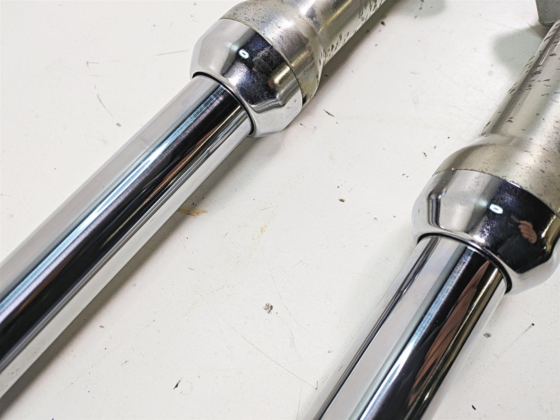 1999 Harley Dyna FXDL Low Rider 39mm Dual Caliper Front Fork Leg Set 45949-92 {{ shop.shopifyCountryName }} - Mototech271